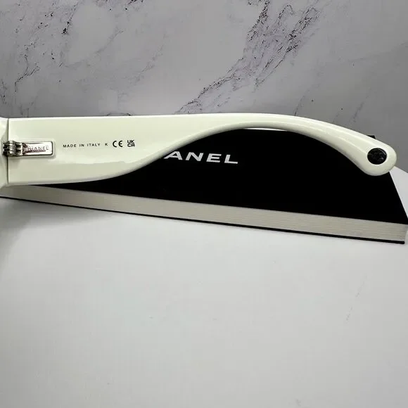 New CHANEL Sunglasses - Picture 14 of 16